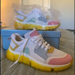 Seychelles I’ll Be There sneaker